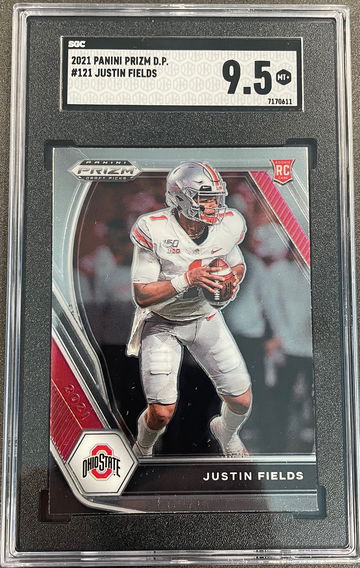 2021 Panini Prizm Draft Picks Justin Fields #121 SGC 9.5