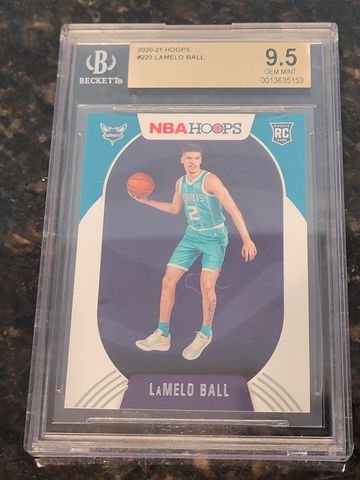 2020-21 NBA Hoops Lamelo Ball BGS 9.5!!