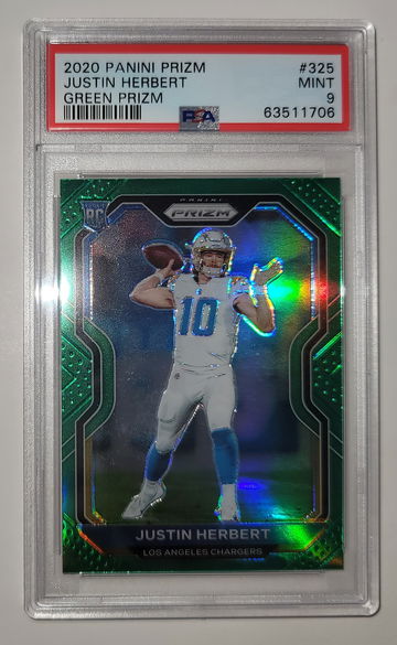 2020 Panini Prizm Football Justin Herbert Green Prizm #325 PSA 9