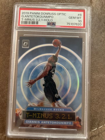 2019 Panini Donruss Optic #8 Giannis Antetokounmpo T-Minus 3,2,1 Holo PSA 10