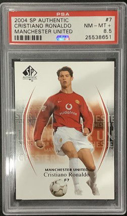 2004 SP Authentic Manchester United Rookie Card RC Cristiano Ronaldo #7 PSA 8.5