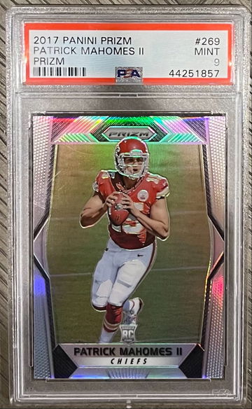 Patrick Mahomes Prizm 2017 PSA 9