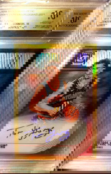 TRAE YOUNG 2018-19 PANINI OPTIC DOMINATORS GOLD PRIZM AUTO #/10 BGS 10 AUTOGRAPH