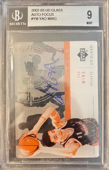 2002/03 UD Glass Rookie Auto Focus #YM Yao Ming BGS 9