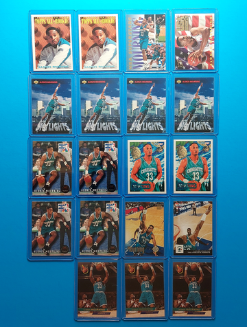 Alonzo Mourning 19 card lot.