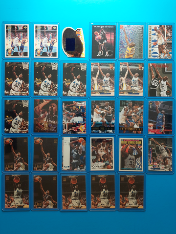 Shaquille O'Neal 28 card lot