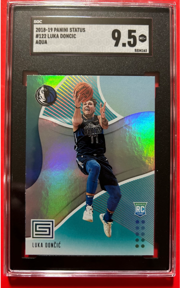 2018-19 Panini Status #122 Luka Doncic AQUA
