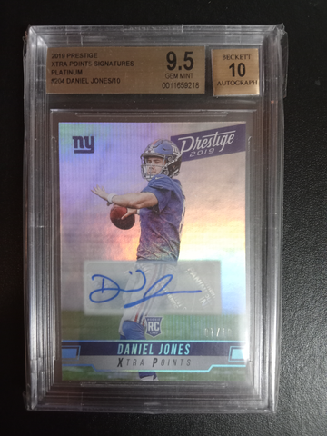 2019 Daniel Jones Xtra Points signature Platinum 7/10 RC BGS 9.5/10