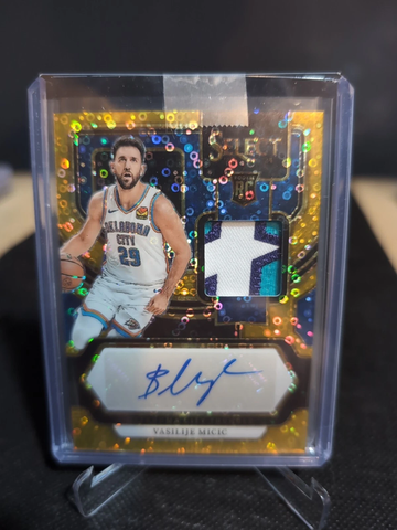 2023-24 SELECT VASILIJE MICIC RPA ROOKIE PATCH GOLD PRIZM RC AUTO /10 TRI COLOR