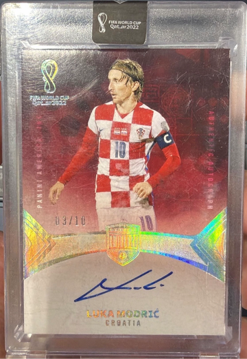 2022 Panini Eminence Luka Modric Autograph /10