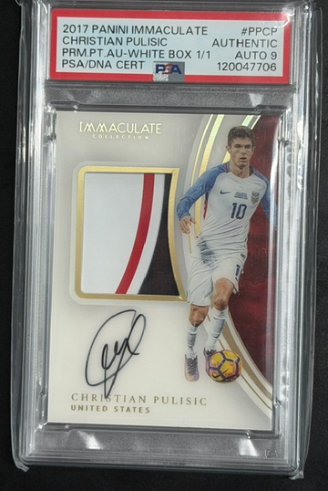 2017 Immaculate Christian Pulisic Patch auto white box 1/1 psa auto 9