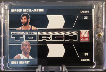 2009 Donruss Elite Kobe Bryant/Kareem Passing the Torch Black 2/25 #15