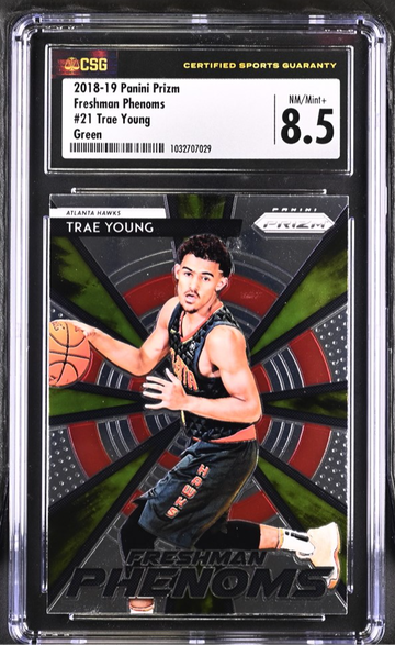 2018-19 Panini Prizm Freshman Phenoms #21 Trae Young Green CSG 8.5