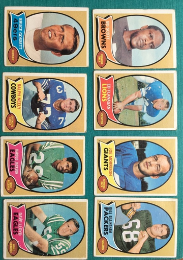 1970 TOPPS FOOTBALL LOT OF 8 CARDS