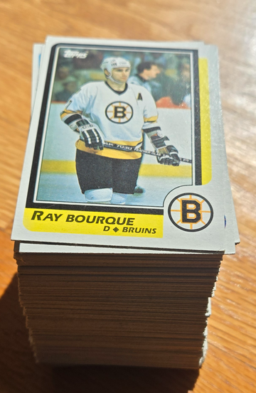 1986-87 Topps Complete Set with 4 PSA Cards