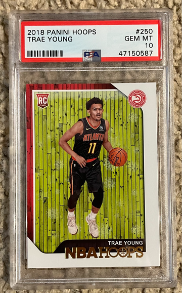 2019 Panini Hoops Trae Young Rookie RC #250 PSA 10 