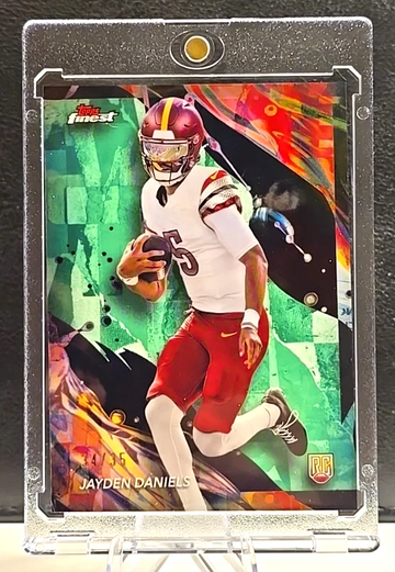 2024 Topps Finest Jayden Daniels Commanders Rookie Green /35  #167 SSP