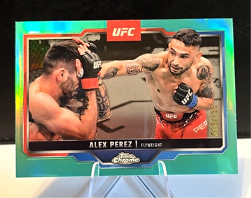 2025 TOPPS CHROME UFC  Alex Perez  /199  AQUA REFRACTOR  #60