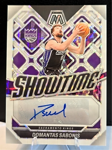 2023-24 Mosaic  Domantas Sabonis  Showtime  White Prizm  Auto  /25 SSP  Kings