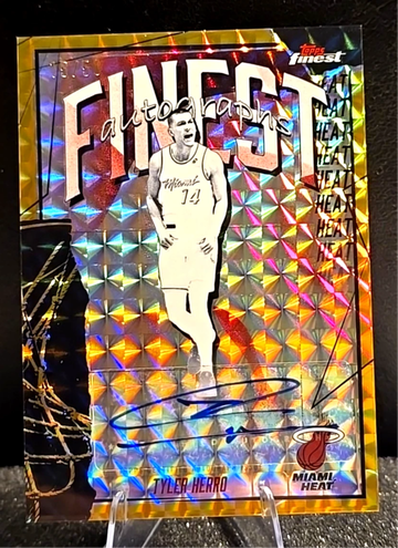 TYLER HERRO  2025-26 TOPPS FINEST AUTOGRAPHS  GOLD GEOMETRIC  AUTO  /50  Heat