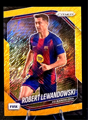 2025-26 Panini Prizm FIFA  Barcelona  Robert Lewandowski  GOLD SHIMMER FOTL  /3
