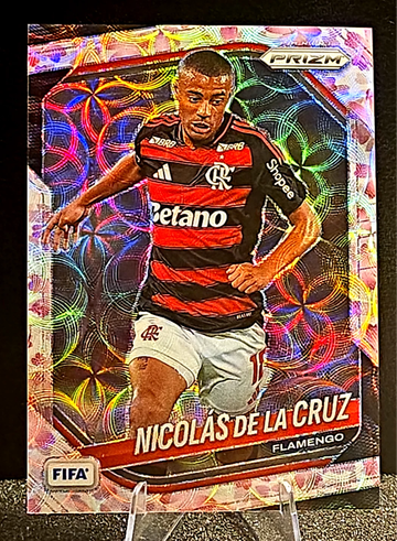 2025-26 Prizm FIFA  Nicolás De La Cruz  Cherry Blossum  28/28  Flamengo  Bookened