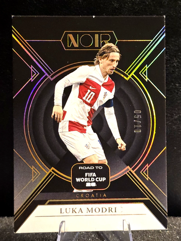 2025-26 Panini FIFA World Cup Panini Noir  Luka Modric  HOLO GOLD  /10  Croatia