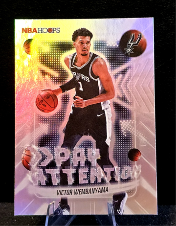 2025-26 Topps NBA Hoops  Victor Wembanyama  Pay Attention  Holo Foil  #PA-2  Spurs