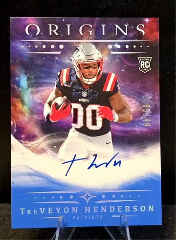 2025 Panini Origins  TreVeyon Henderson  On Card Auto  Rookie RC  Blue  /49  Patriots
