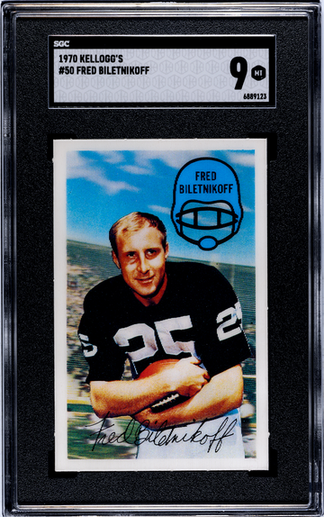 1970 Kellogg's #50 Fred Biletnikoff Oakland Raiders SGC 9 Mint