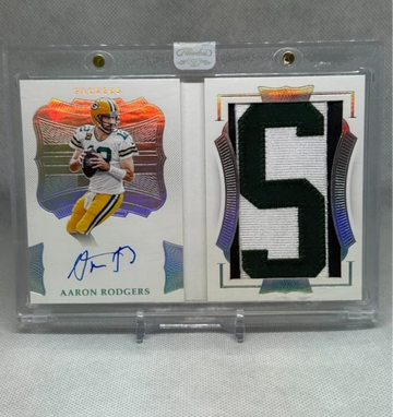 2020 Flawless Aaron Rodgers Veterans Booklet Patch Auto /7 Sealed VBA-ARO 7/7