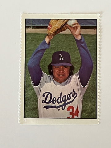 1982 Fernando Valenzuela Fleer Stamp #1 (NM-MT)