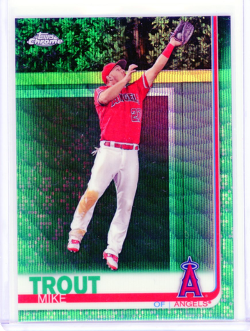 2019 Topps Chrome #200 Mike Trout Green Wave Refractor