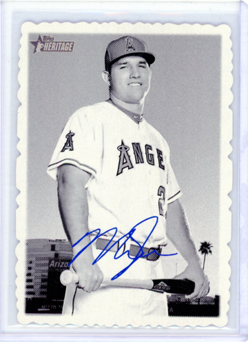 2018 Topps Heritage #1 Mike Trout Deckle Edge
