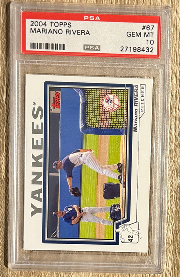 2004 Topps Mariano Rivera PSA 10