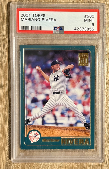2001 Topps Mariano Rivera PSA 9 