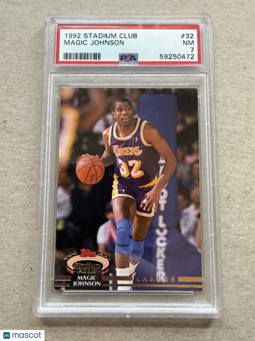 1992 Stadium Club Magic Johnson #32 [Base] Base Set PSA 7
