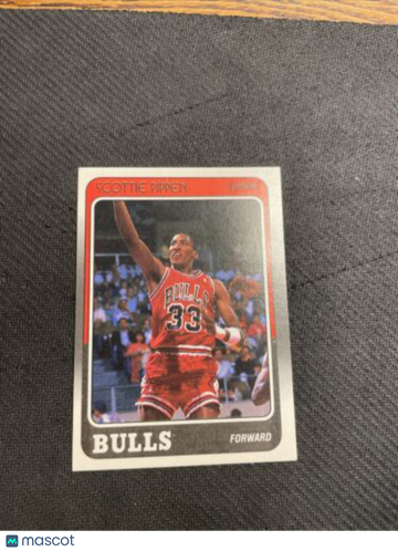 1988 Fleer Scottie Pippen NBA Basketball Rookie Card #20