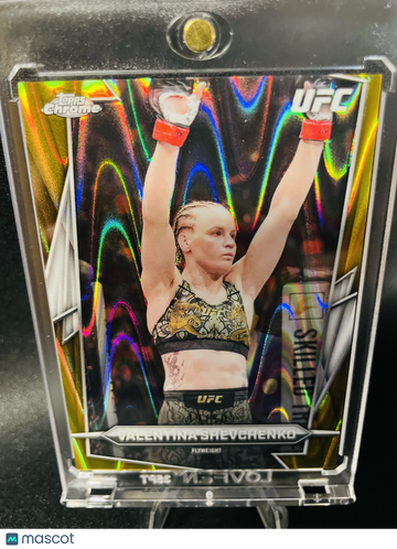 2026 Topps Chrome UFC Valentina Shevchenko #3 Gold Wave Refractor /50