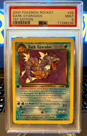 2000 Pokemon Rocket DARK GYARADOS Non-holo #25 PSA 9 Mint