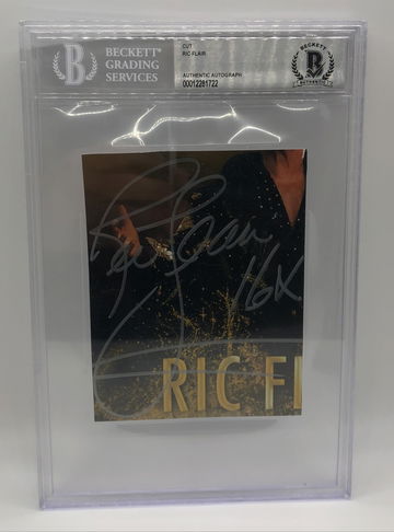 Ric Flair Cut Auto BGS Authentic (crack on rear of case as shown)