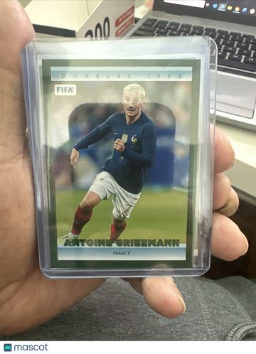 2022-23 Panini Donruss Soccer Donruss 1992 Retro Antoine Griezmann #8 Green