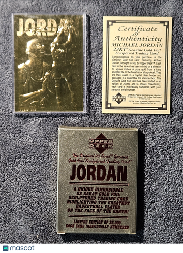 1995 Upper Deck 23KT Gold Foil Sculptured Michael Jordan /25000