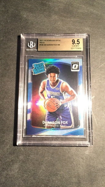 DE’AARON FOX 2017-18 OPTIC HOLO PRIZM ROOKIE BGS 9.5 Sacramento Kings