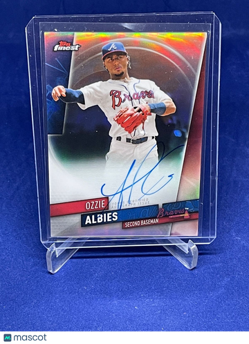 2019 Topps Finest Ozzie Albies Refractor