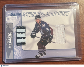 2000-01 In the Game Be A Player Signature Series Joe Sakic #GSJ-31 Signatures Memorabilia