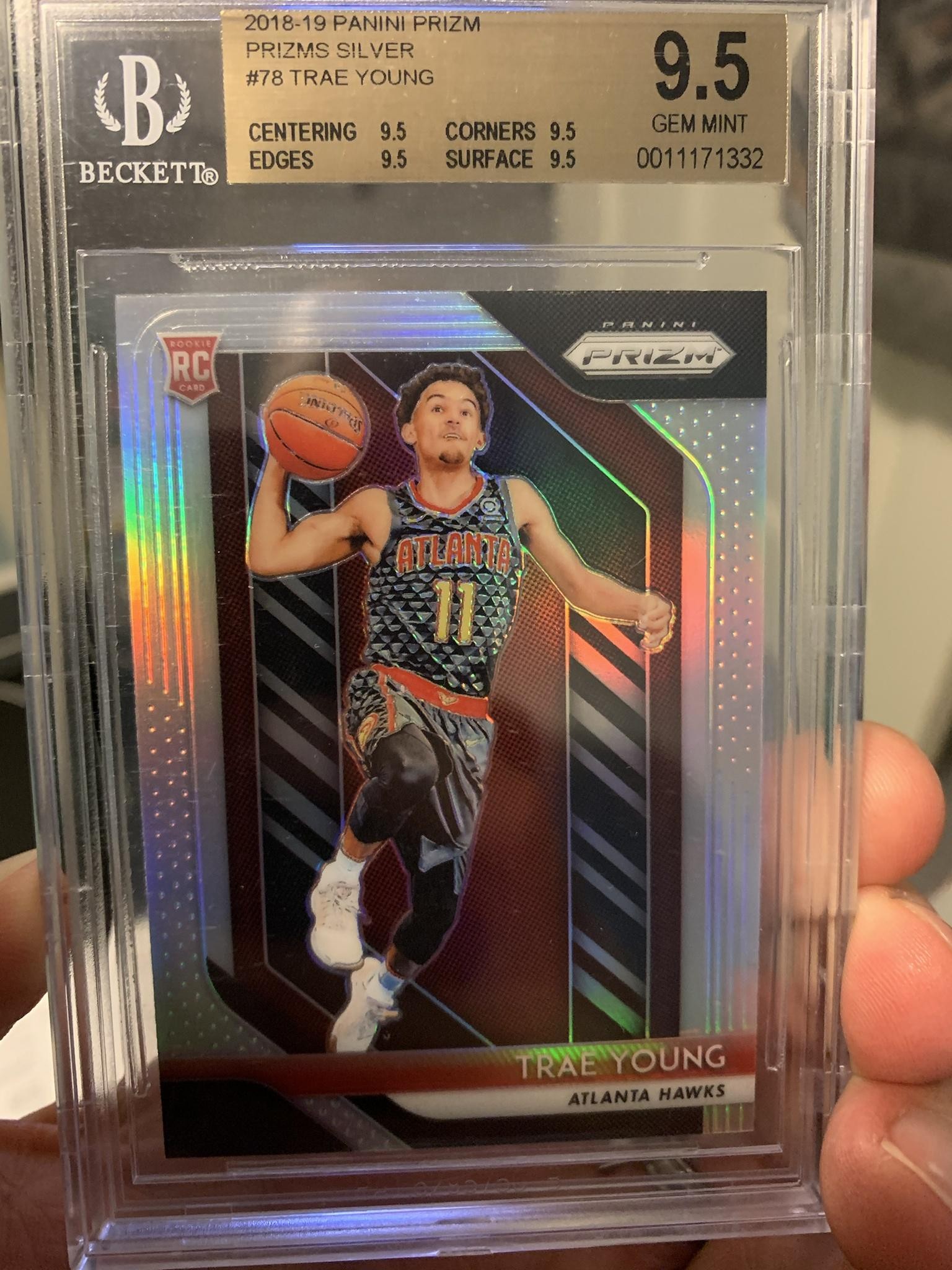 Trae Young 2018 Prizm Silver BGS 9.5 TRUE GEM