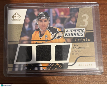 2008-09 SP Game Used Ray Bourque #3AF-BQ Gold Insert Jersey