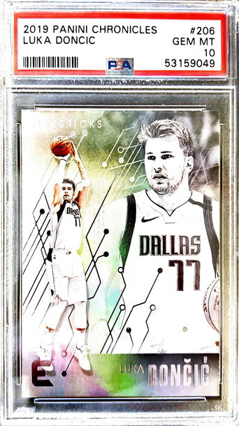 2019 panini chronicles essentials Luka Doncic  PSA 10GEM MT Dallas mavericks 