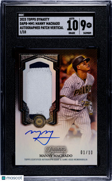 2023 Topps Dynasty Manny Machado #DAPB-MM1 Autograph Patch Vertical SGC 9 Auto 10